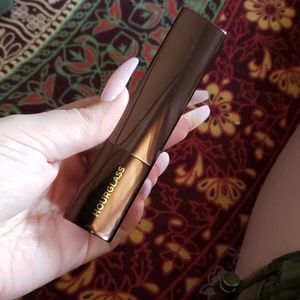 Hourglass vanish stick foundation in Cream